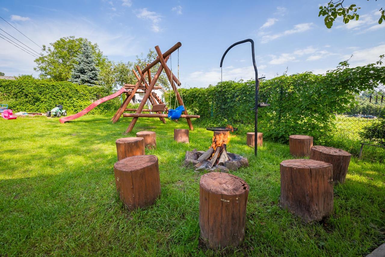 Vila Bieszczadzki Krakowiak 575-894-584 Lub 535-595-732 Polańczyk Exteriér fotografie