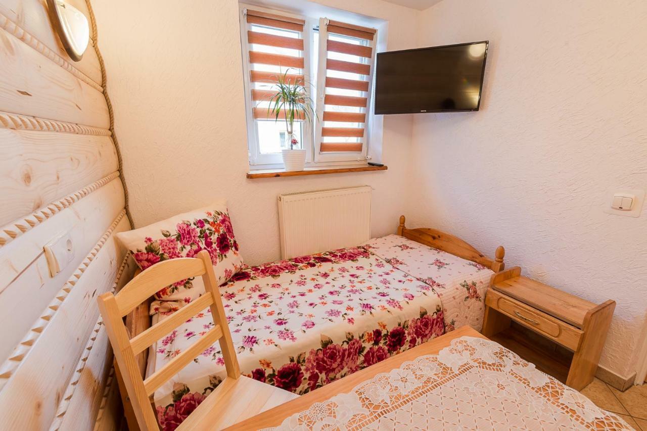 Vila Bieszczadzki Krakowiak 575-894-584 Lub 535-595-732 Polańczyk Exteriér fotografie